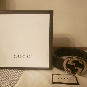 Men's Gucci belt - Interlocking GG Supreme Canvas